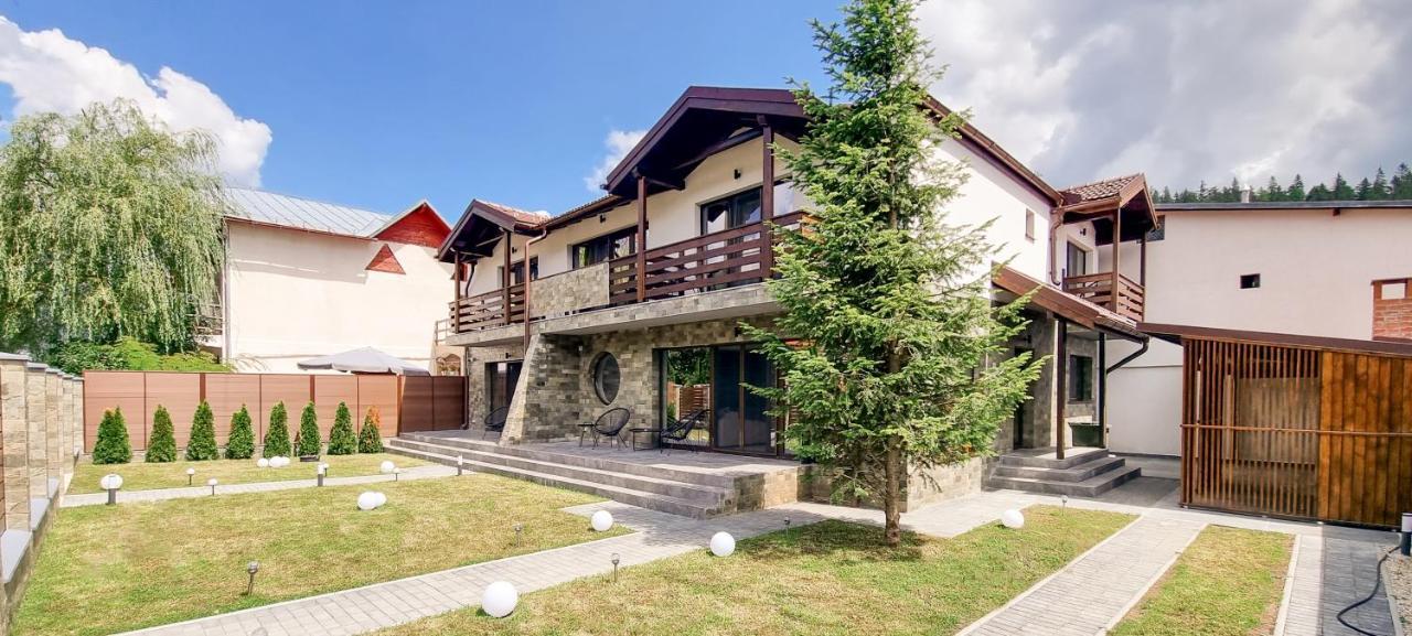 Nova Cervus Hotel Busteni Exterior photo